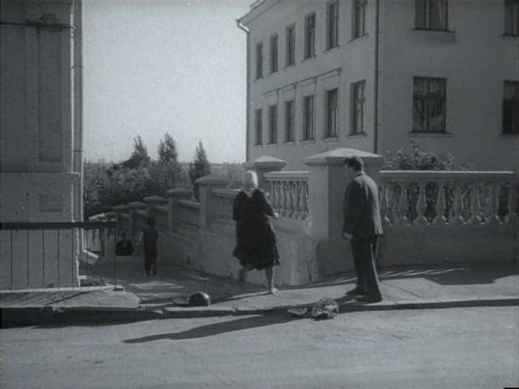 Кадр із фільму "Пригоди Толі Клюквіна",вулиця Митрополита Петра Могили