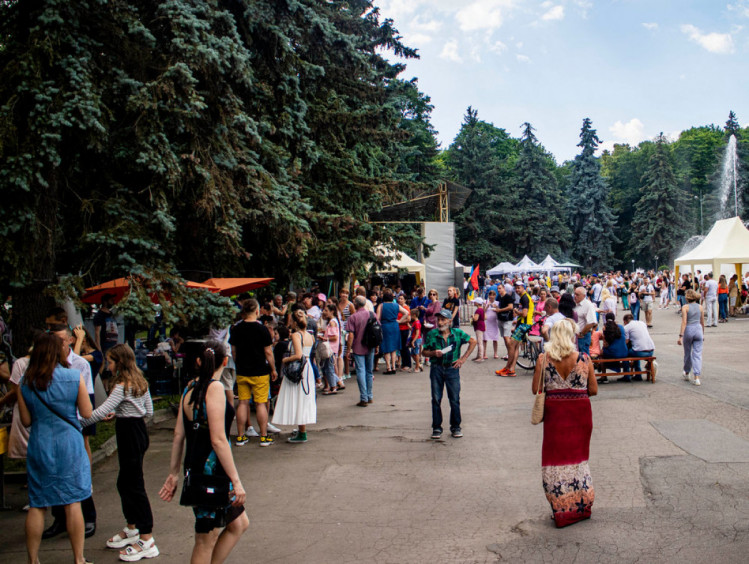 На фестивале полевой кухни. Фото: Сергей Бахмутов