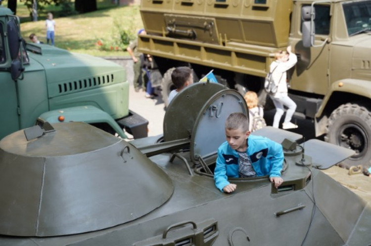 Виставка військової техніки у Вінниці на Європейській площі, День Незалежності України