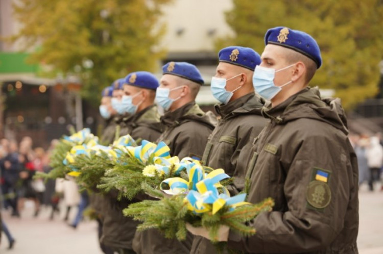 У центрі Вінниці вшанували пам’ять полеглих захисників України