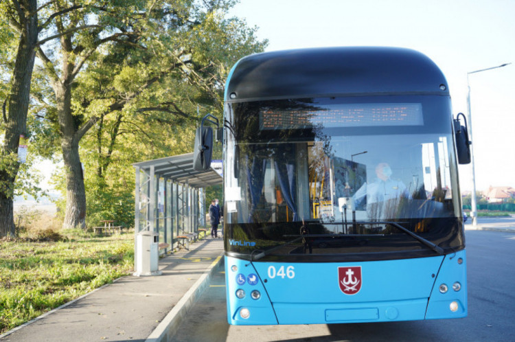 Тролейбус з автономним ходом