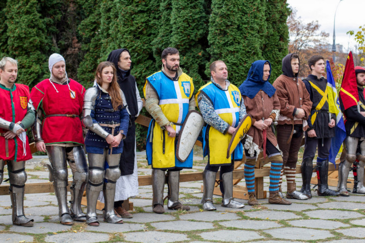 Учасники лицарського турніру у Вінниці