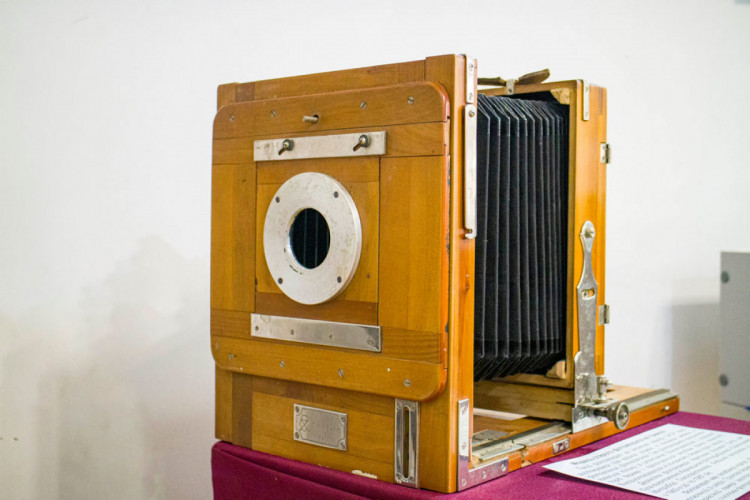 Один з найстаріших фотоапаратів у колекції Вінницького обласного краєзнавчого музею