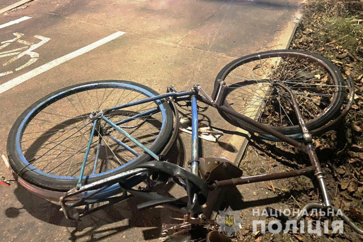 У Вінниці автомобіль збив велосипедистку