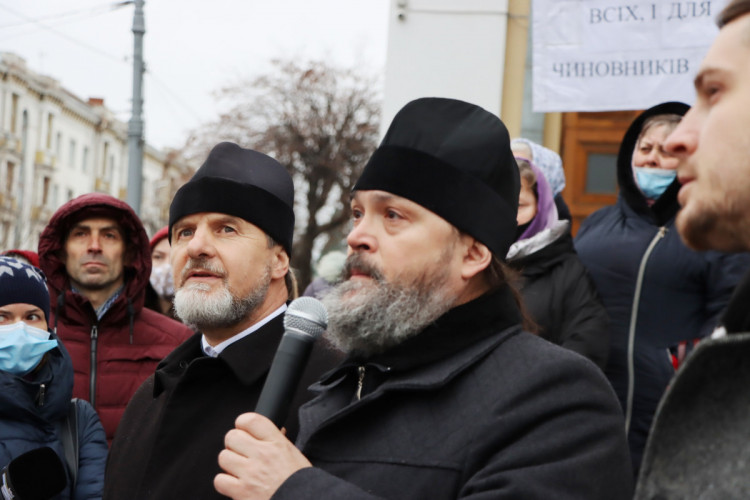 Московский патриархат в Виннице на протесте