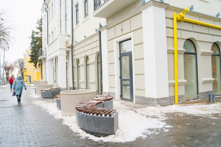 У Вінниці на вулиці Соборній проводжують роботи з реконструкції туристичного хабу