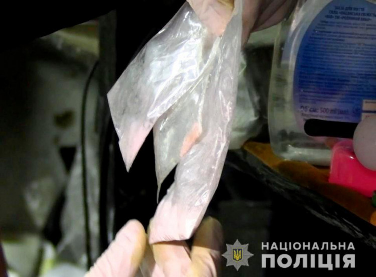 У Вінниці затримали 37-річного чоловіка, який виготовляв та продавав амфетамін
