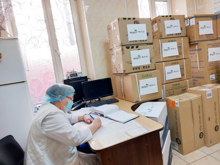 У Вінницьку обласну клінічну дитячу інфекційну лікарню передали благодійну допомогу з Ізраїлю