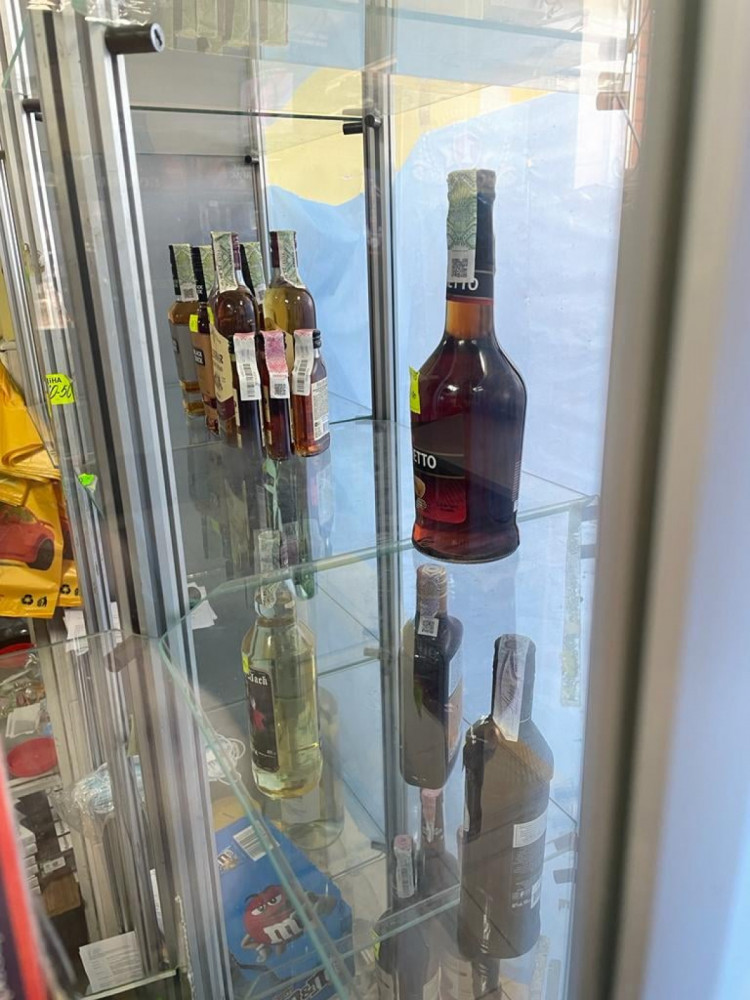 Поліція перевіряє дотримання заборони продажу алкоголю у Вінниці. 