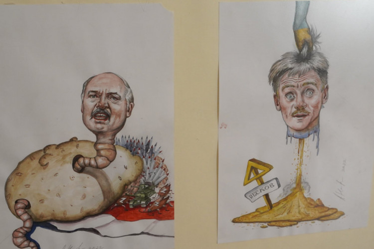 У краєзнавчому музеї триває виставка політичної карикатури Олександра Никитюка
